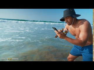 rescuer saved a drowning man by sucking his penis